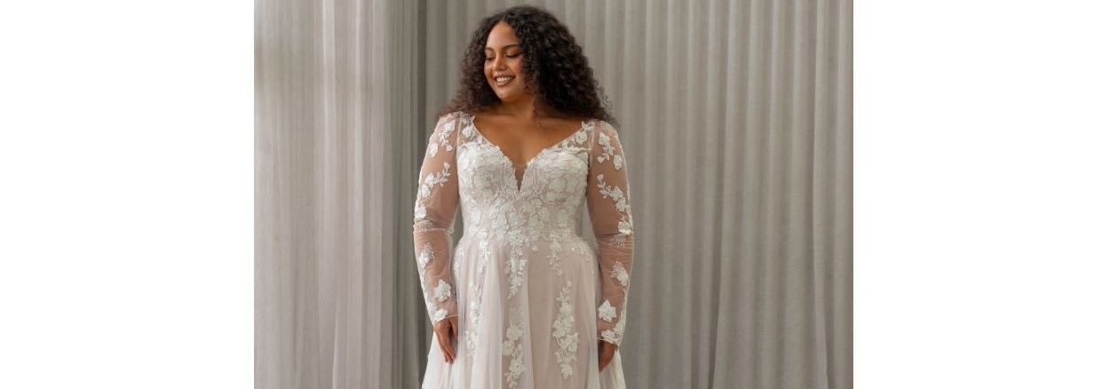 Plus-Size-Wedding-Dress-Specialist